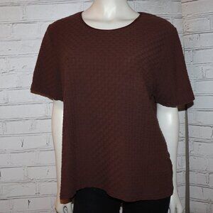 🤎 Women’s Brown Textured Tee by Sag Harbor – Size L
